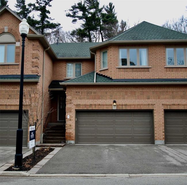 1905 Broad Hollow Gate Erin Mills, Mississauga Townhomes
